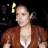 Salma Hayek : Son impressionnant décolleté laisse sans voix !