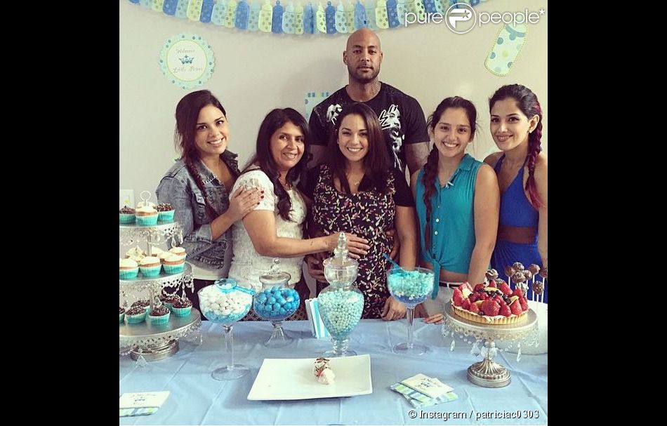 http://static1.purepeople.com/articles//5/15/65/95/@/1762471-booba-et-sa-compagne-patricia-cerqueira-950x0-3.jpg