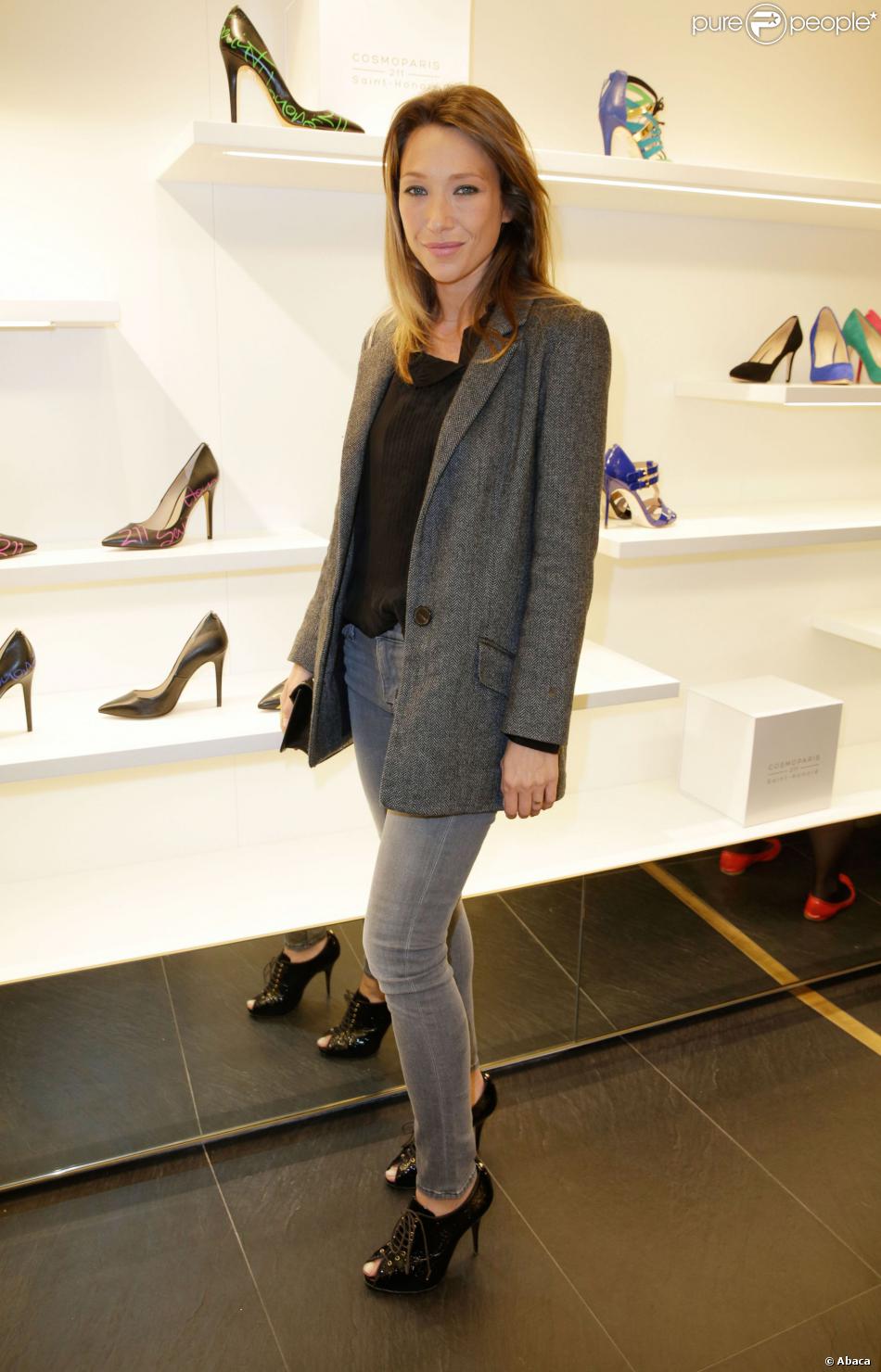 Laura Smet - Page 10 1410998-laura-smet-attending-the-cosmoparis-950x0-1