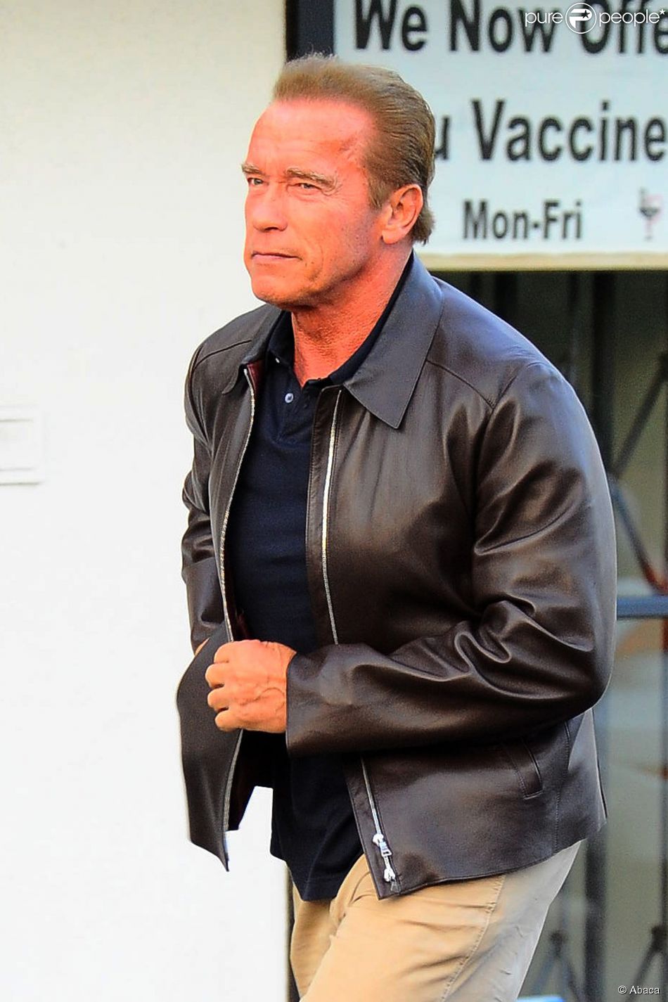 http://static1.purepeople.com/articles//8/14/56/98/@/1557281-arnold-schwarzenegger-en-compagnie-de-950x0-1.jpg