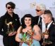 Le groupe Gossip et Karl Lagerfeld à Potsdam en Allemagne pour les Bambi Awards, le 11 novembre 2010.