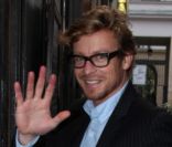 Simon Baker : Le sexy Mentalist a rendez-vous avec Laurence Ferrari
