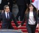 Nicolas Sarkozy et Carla Bruni quittent l'Elysée après la passation de pouvoir, le 15 mai 2012.