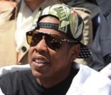 Jay-Z lors de la demi-finale hommes du tournoi de tennis de Roland Garros le vendredi 8 juin 2012