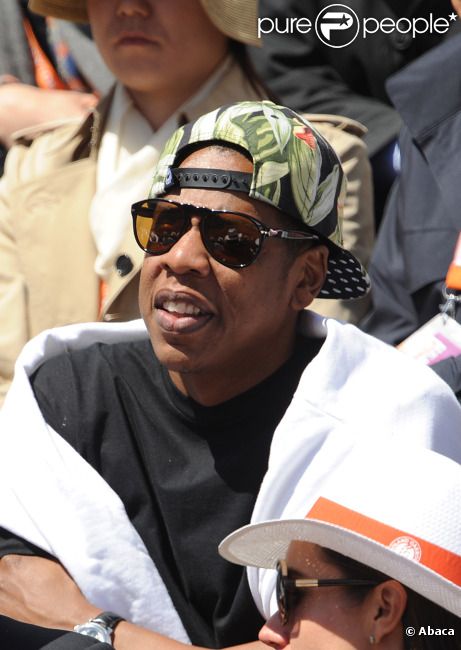 Jay-Z lors de la demi-finale hommes du tournoi de tennis de Roland Garros le vendredi 8 juin 2012