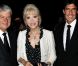 Amanda Lear, entourée d'Yves Carcelle et de Jordi Constans, au défilé Louis Vuitton printemps-été 2013. Paris, le 28 juin 2012.