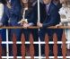 Pippa Middleton dans une robe Orla Kiely lors de la parade fluviale sur la Tamise du jubilé de diamant. Trois semaines plus tard, elle remettait la même robe pour se rendre à Wimbledon, le 28 juin 2012.