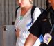Britney Spears arrive à l'aéroport de Maui à Hawaï, en famille, le dimanche 1er juillet 2012.