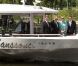 Albert et Charlene de Monaco, après avoir été accueillis à Berlin par le président Joachim Gauck et sa compagne Daniella Schadt, ont rencontré le ministre des Affaires Etrangères Guido Westerwelle dans le cadre d'une promenade fluviale, le 9 juillet 2012.