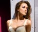 Julie Monturet, ténébreuse brune au corps de rêve pour la marque de lingerie Simone Pérèle.