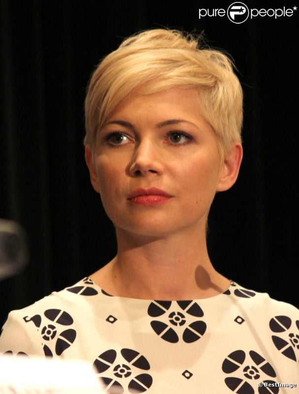 Michelle Williams assiste au Comic-Con et répond aux questions de la presse lors de la conférence de presse du film  Le Monde fantastique d'Oz , à San Diego, le vendredi 13 juillet 2012.