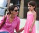 La jolie Katie Holmes et Suri Cruise dans les rues de New York, le 15 juillet 2012