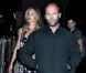 Rosie Huntington-Whiteley et Jason Statham en tandem dans le quartier de Mayfair. Londres, le 24 juillet 2012.