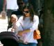 Rachel Bilson, de nouveau radieuse profite de sa filleule dans les rues de Los Feliz, Los Angeles, le 28 juillet 2012.