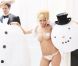 Zahia en bonhomme des neiges, dans le making of du shooting par Ellen von Unwerth de sa collection automne/hiver 2012-2013