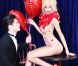 Zahia dans le making of du shooting par Ellen von Unwerth de sa collection automne/hiver 2012-2013