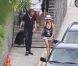Johnny Hallyday arrive à l'aéroport de Saint-Barthélémy, afin de profiter de ses proches. Laeticia est venue le chercher ! Le 4 août 2012