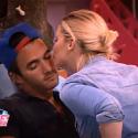 Secret Story 6 : Câlins sous la couette pour Nadège et Thomas !