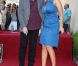 Le chanteur américain Neil Diamond, 71 ans, inaugurait le 10 août 2012 en présence de son épouse Katie McNeil, 42 ans, son étoile sur le Hollywood Walk of Fame, au 1750 Vine Street, devant les locaux de Capitol Records.