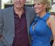 Le chanteur américain Neil Diamond, 71 ans, inaugurait le 10 août 2012 en présence de son épouse Katie McNeil, 42 ans, son étoile sur le Hollywood Walk of Fame, au 1750 Vine Street, devant les locaux de Capitol Records.