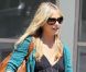 Sarah Michelle Gellar, main dans la main avec sa fille Charlotte, deux ans et demi, à la sortie de son cours de danse. Studio City, le 18 août 2012.
