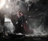 Henry Cavill dans le costume de Superman pour Man of Steel