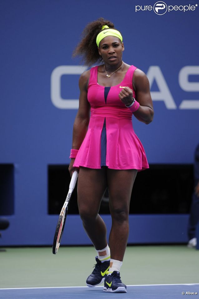 Serena Williams lors de sa victoire expéditive face à Andrea Hlavackova (6-0, 6-0) le 3 septembre 2012 à New York lors de l'US Open en huitièmes de finale