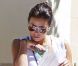  Eva Longoria en pleine lecture à l'université de Northridge. Le 17 septembre 2012. 