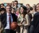 La princesse Mary, excellente nageuse mais basketteuse débutante, et le prince Frederik de Danemark étaient le 8 septembre 2012 en visite à Hinnerup et Hadsten pour les 150 ans de ces deux communes du centre du pays.