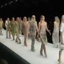Liz Hurley et Leona Lewis, ravissantes pour boucler la Fashion Week de Milan