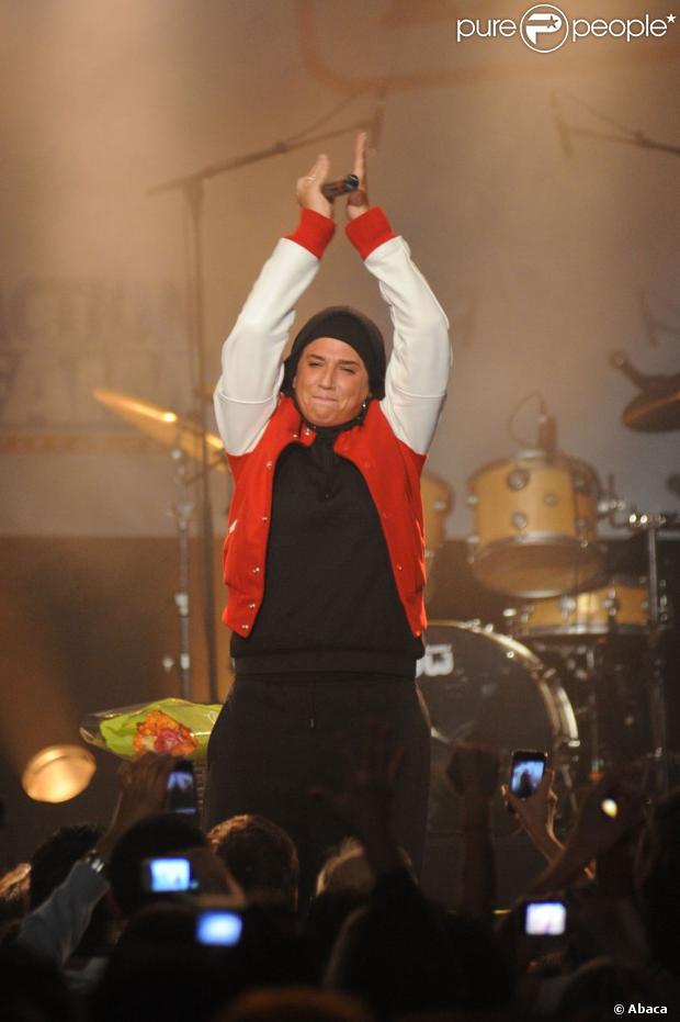 Diam's lors du concert Un Dimanche Pour Haiti au Bataclan de Paris le 24 janvier 2010