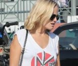 Exclusif : Malin Akerman dévoile son petit ventre le 28 septembre à West Hollywood.