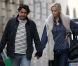 Adriana Karembeu et André Ohanian, paisibles amoureux dans les rues de Paris