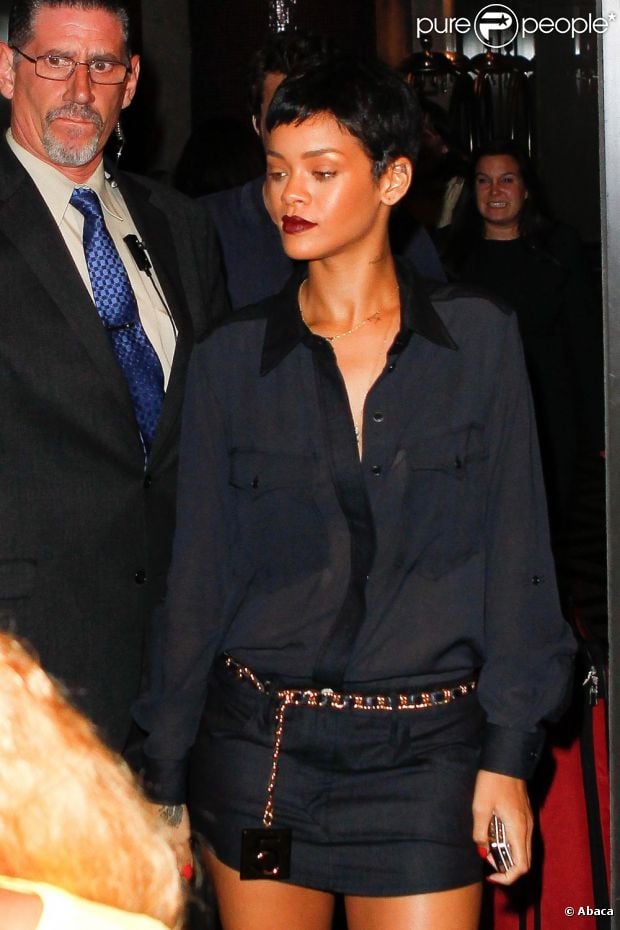 La chanteuse Rihanna sortant d'un hôtel à Manhattan, à 10 minutes d'intervalle de Chris Brown, le 3 octobre 2012.