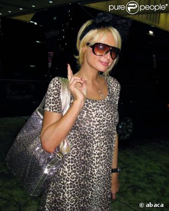  Paris Hilton plagiaire