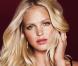 Erin Heatherton, divine, se prépare pour le défilé Victoria's Secret.