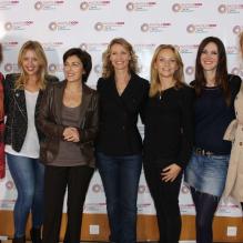 Ayden, Emilie Mazoyer, Ruth Elkrief, Alexandra Lamy, Adrienne de Malleray, Sandra Lou et elodie Gossuin à conférence de presse pour le Pasteurdon 2012 organisée à l'Institut Pasteur à Paris, le 11 octobre 2011.