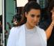 Kim Kardashian, ravissante à Miami avec son ami Jonathan Cheban. Le 15 octobre 2012.