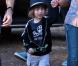 Max, le fils de Christina Aguilera, prépare Halloween à Los Angeles, le 14 octobre 2012.