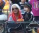 Christina Aguilera et son fils Max (4 ans) préparent Halloween à Los Angeles, le 14 octobre 2012.
