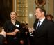 David Cameron, Peter Wilson et Rebecca Adlington lors d'une réception donnée à Buckingham Palace le 23 octobre 2012 en l'honneur des médaillés olympiques et paralympiques des Jeux olympiques de Londres