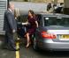  Pippa Middleton en Roksanda Ilincic chez Daunt Books dans Fulham à Londres le 25 octobre 2012 pour le lancement de son guide pratique du party-planning  Celebrate.  