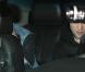 Robert Pattinson et Kristen Stewart se cachent lorsqu'ils sortent ensemble de la fête d'anniversaire de leur amie Katy Perry à Los Angeles le 25 octobre 2012