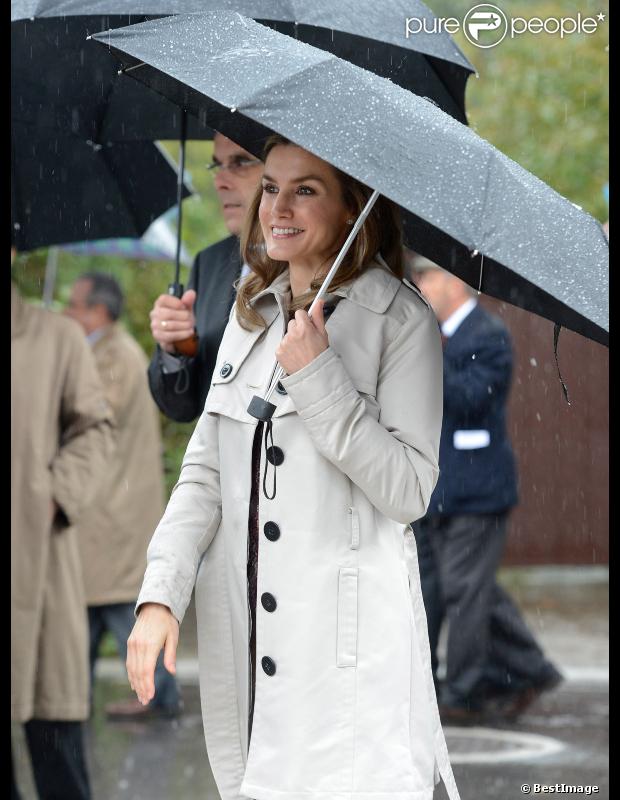 Premios Principe de Asturias 2012 - Página 5 966135-letizia-et-felipe-d-espagne-visitent-le-620x0-1