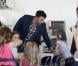 Jennifer Garner et Ben Affleck ont emmené leurs filles Seraphina et Violet à un atelier de confection de pâtisseries à West Hollywood, le 28 octobre 2012.
