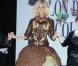 Adriana Karembeu lors du défilé qui lance le Salon du chocolat à la Porte de Versailles le 30 octobre 2012 à Paris