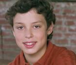John Francis Daley a un nouveau job