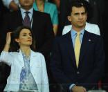 Letizia et Felipe d'Espagne lors de leur demie-finale face à la Russie
