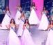 Premier défilé des 33 prétendantes au titre de Miss Fance 2013 lors de l'élection de Miss France 2013 le samedi 8 décembre 2012 sur TF1 en direct de Limoges