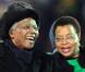 Nelson Mandela et sa femme Graça Machel à Johannesburg, le 11 juillet 2011.
